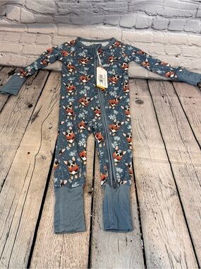 Little One Shop Winter Dog Pattern Bamboo Zippie Romper